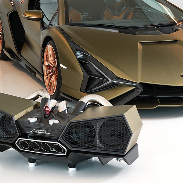 Ixoost Esavox Automobili Lamboghini