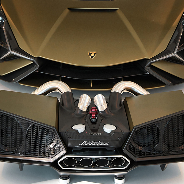Ixoost Esavox Automobili Lamboghini