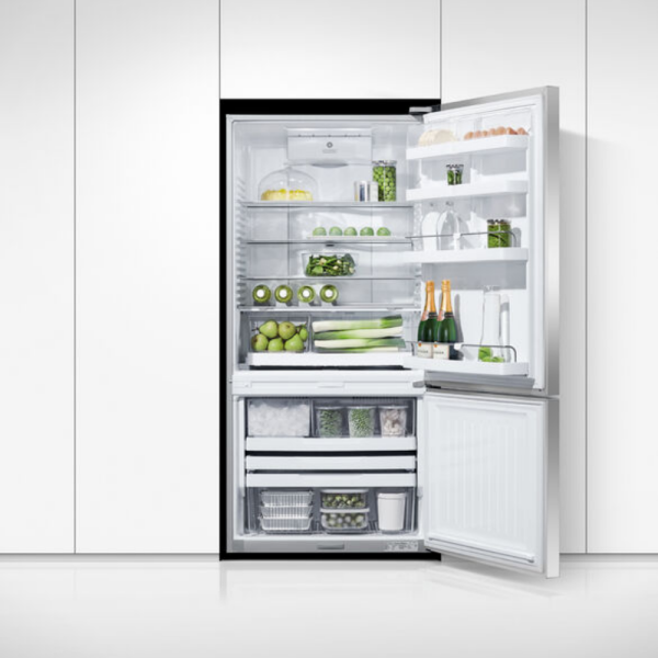 Freestanding Refrigerator Freezer, 79cm, 469L, Ice & Water E522BXFDU